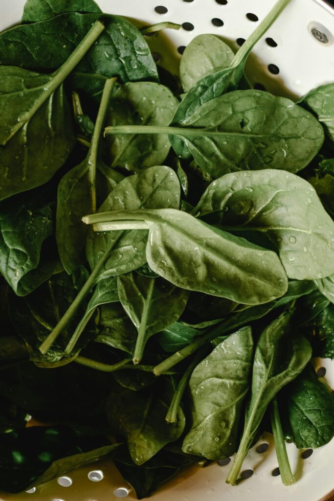 Spinach Benefits for Menopause Symptom Relief and Health